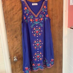 Summer dress embroidered Medium